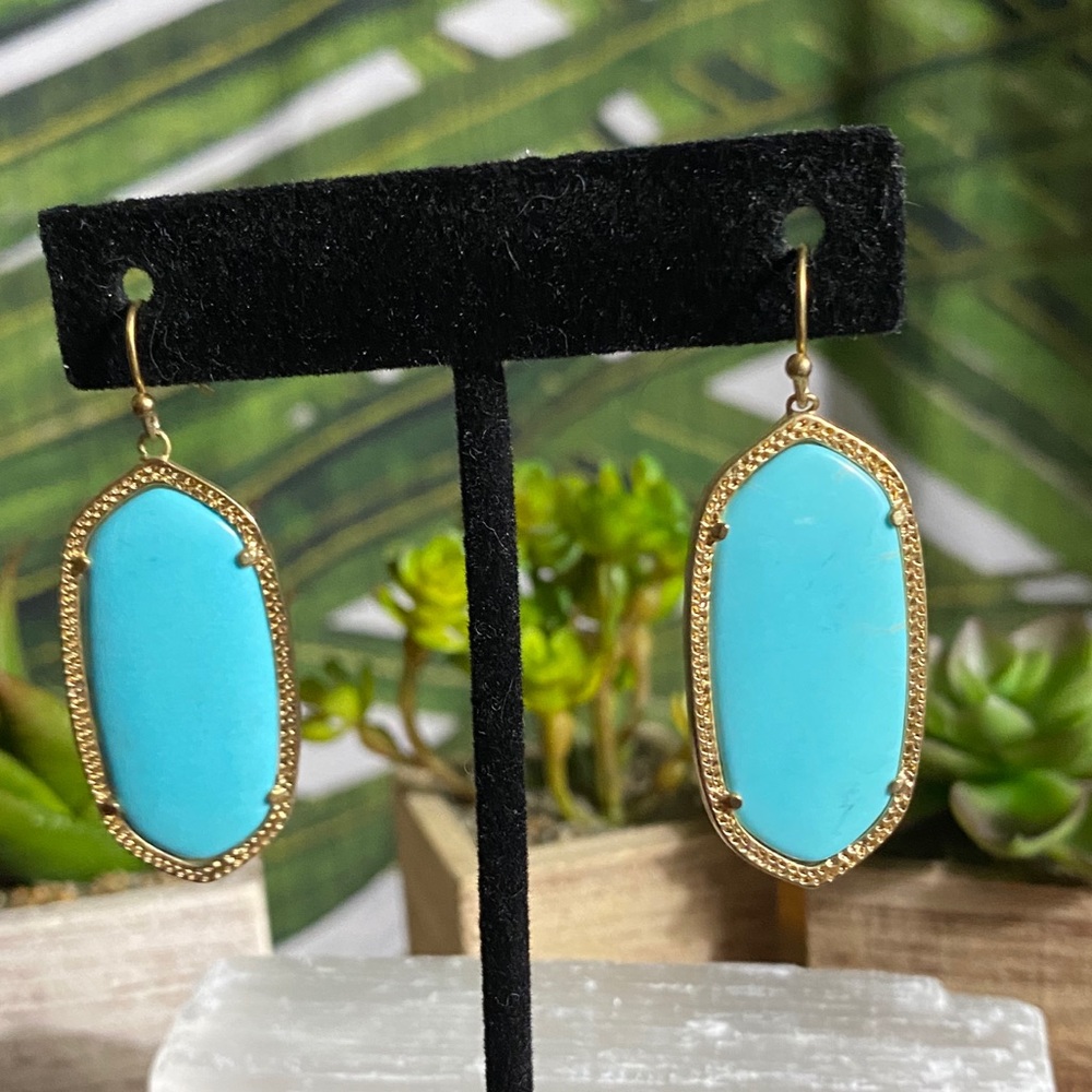 Kendra Scott Baby blue Earrings 💙✨
